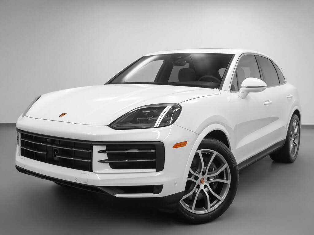 2025 Porsche Cayenne AWD