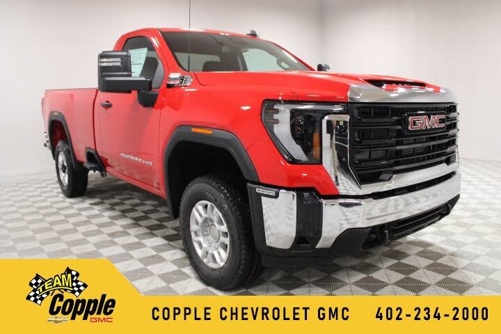 2026 GMC Sierra 2500HD Pro Regular Cab LB 4WD