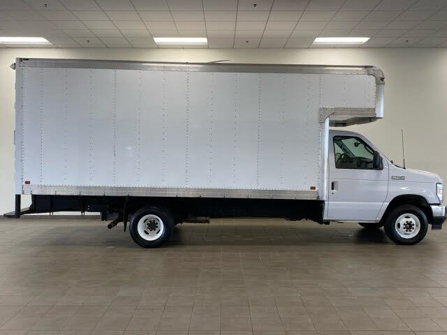2023 Ford E-Series Chassis E-450 SD Cutaway 158 DRW RWD