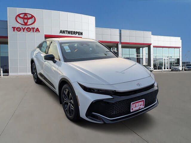 2026 Toyota Crown XLE AWD