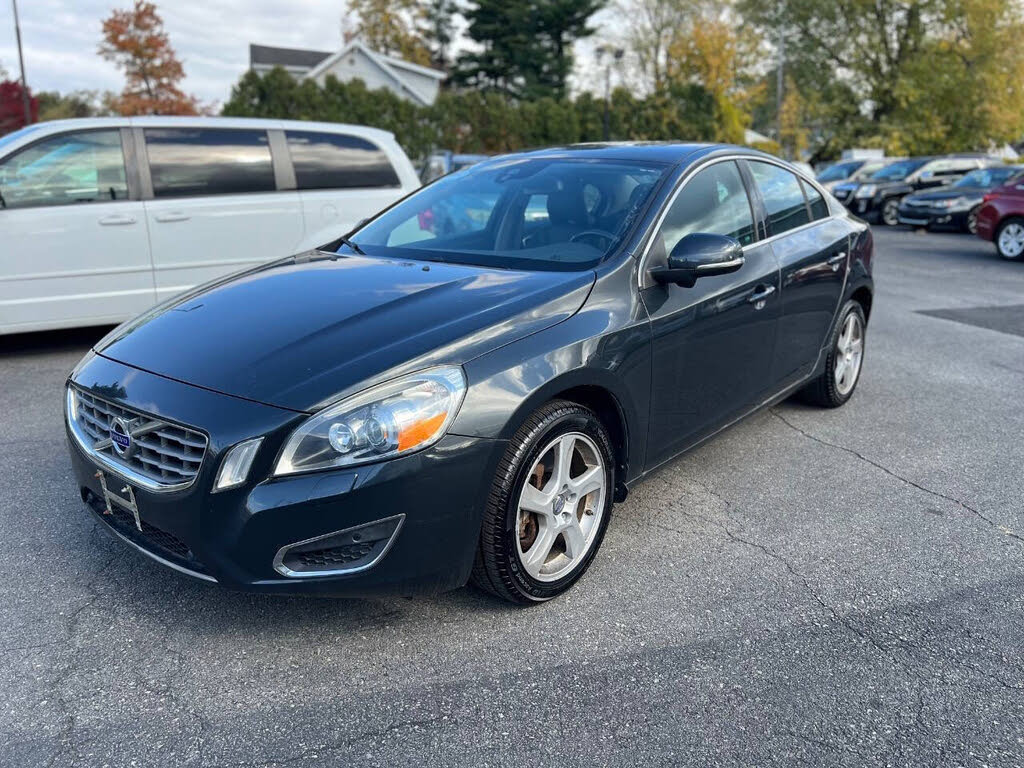 2013 Volvo S60 T5 Premier Plus AWD