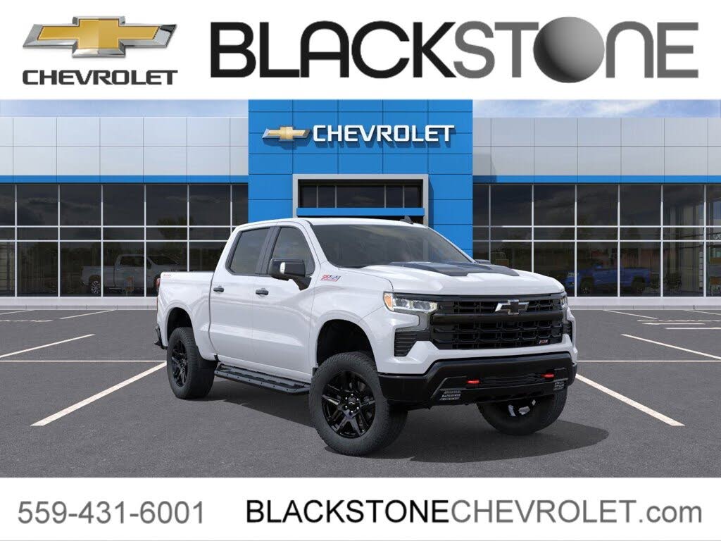 2026 Chevrolet Silverado 1500 LT Trail Boss Crew Cab 4WD