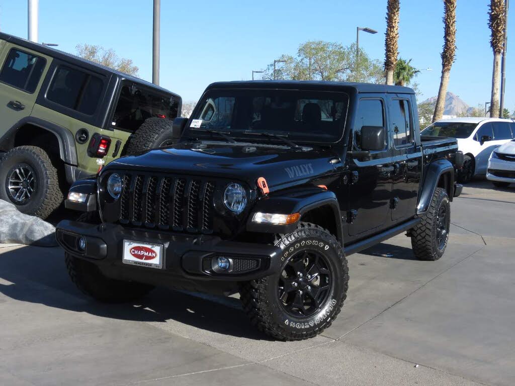 2021 Jeep Gladiator Willys Crew Cab 4WD