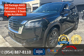 Nissan Pathfinder SV 4WD