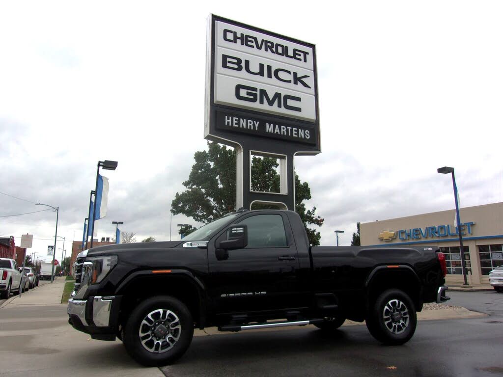 2026 GMC Sierra 2500HD SLE Regular Cab LB 4WD