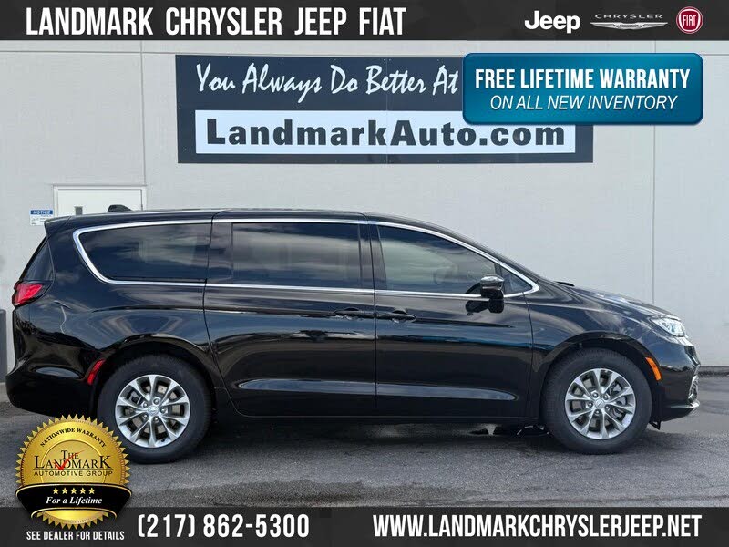 2026 Chrysler Pacifica Select AWD