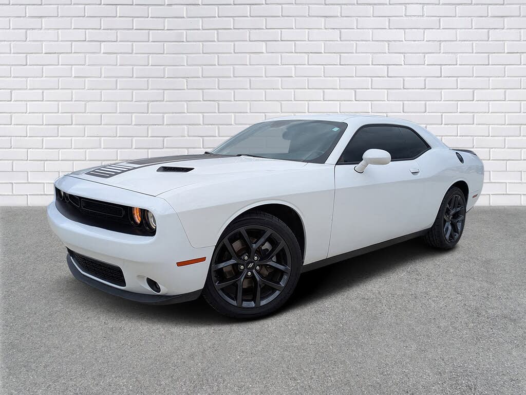 2019 Dodge Challenger SXT RWD