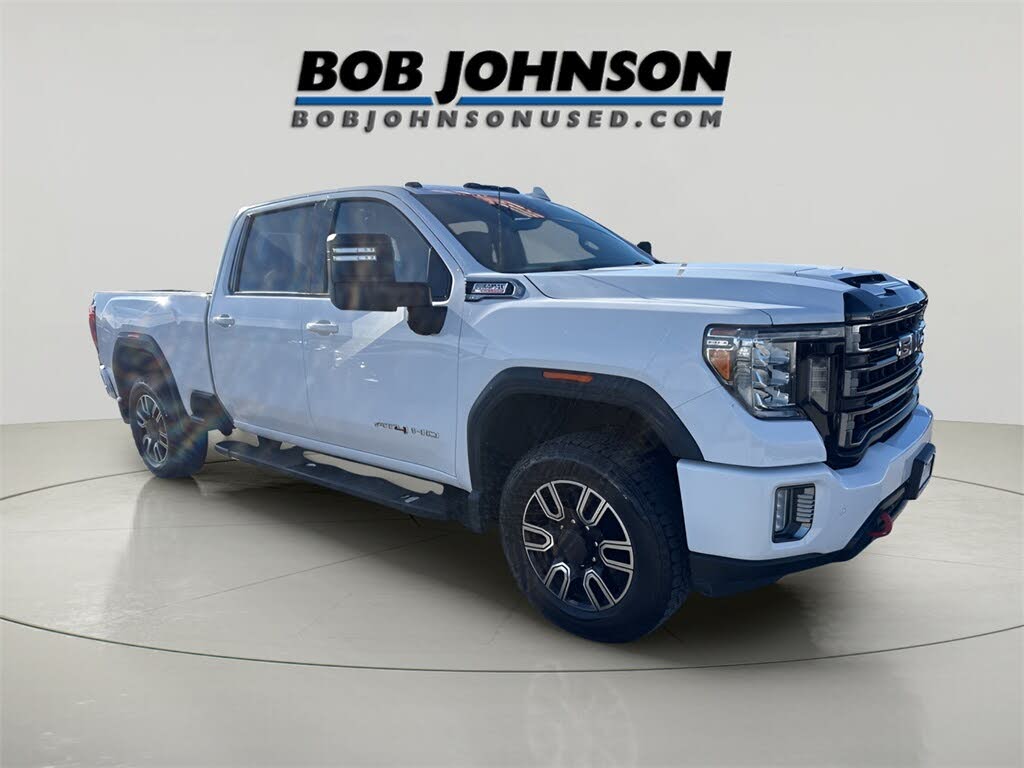 2020 GMC Sierra 2500HD AT4 Crew Cab 4WD