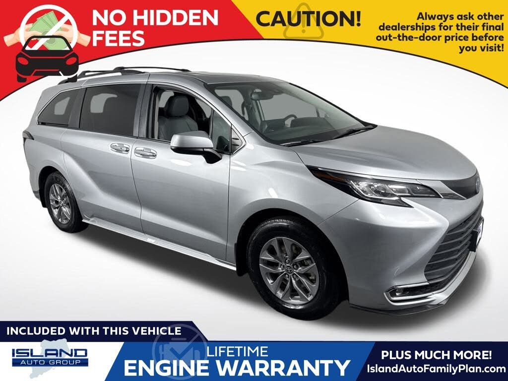 2022 Toyota Sienna XLE 7-Passenger FWD