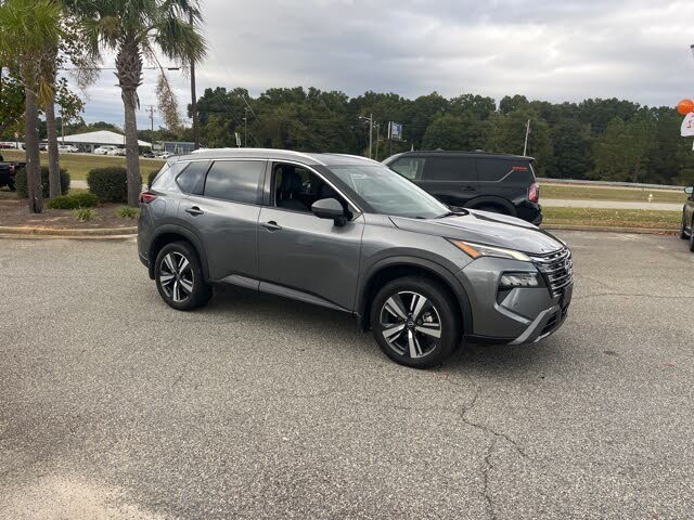 2024 Nissan Rogue SL FWD