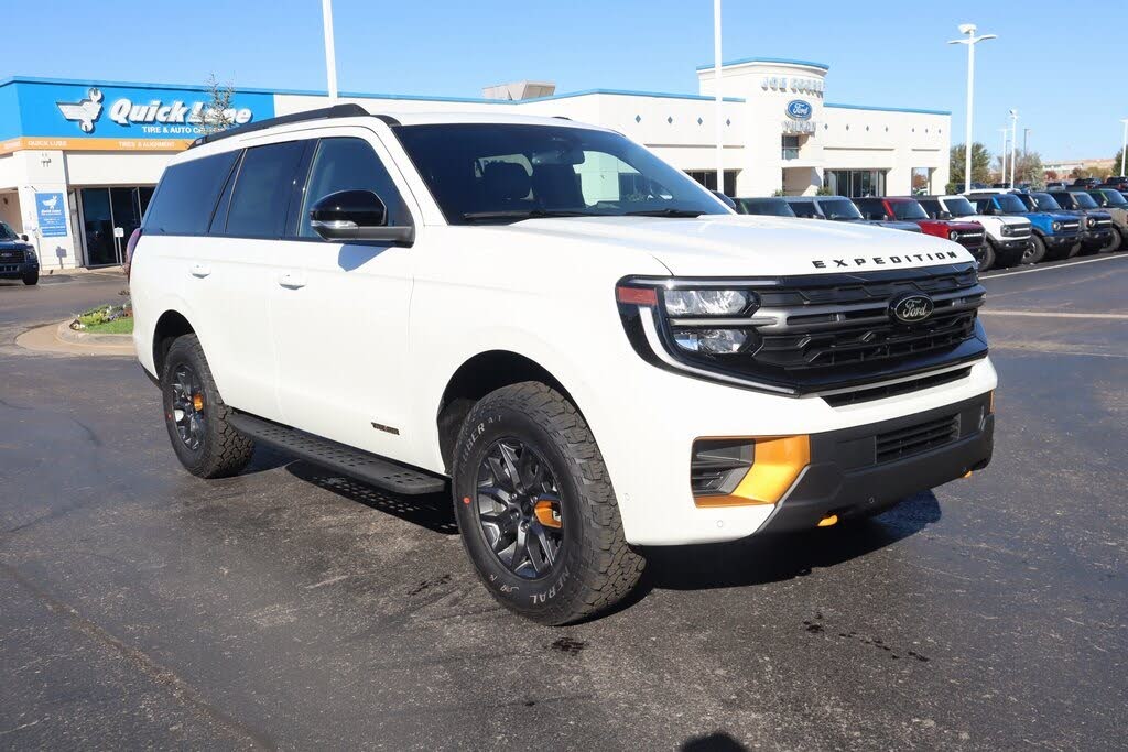 2025 Ford Expedition Tremor 4WD