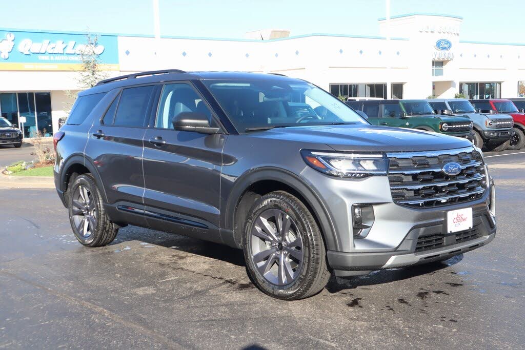 2026 Ford Explorer Active AWD