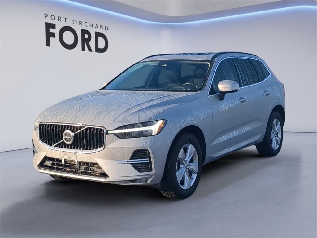 2022 Volvo XC60 B5 Momentum AWD