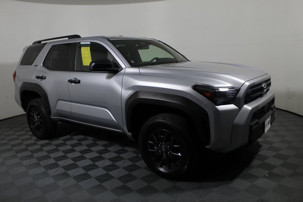 2025 Toyota 4Runner SR5 4WD