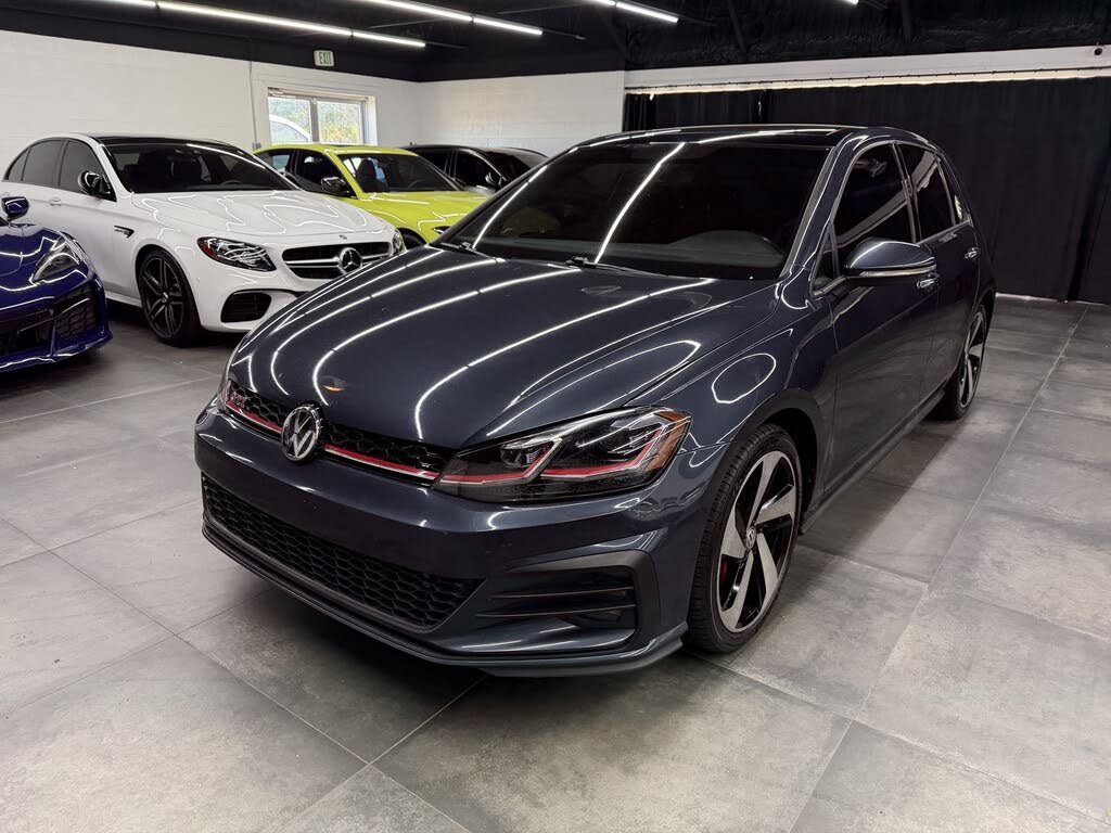 2019 Volkswagen Golf GTI 2.0T SE 4-Door FWD