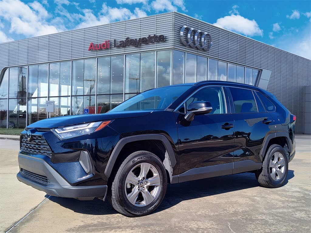 2024 Toyota RAV4 XLE FWD