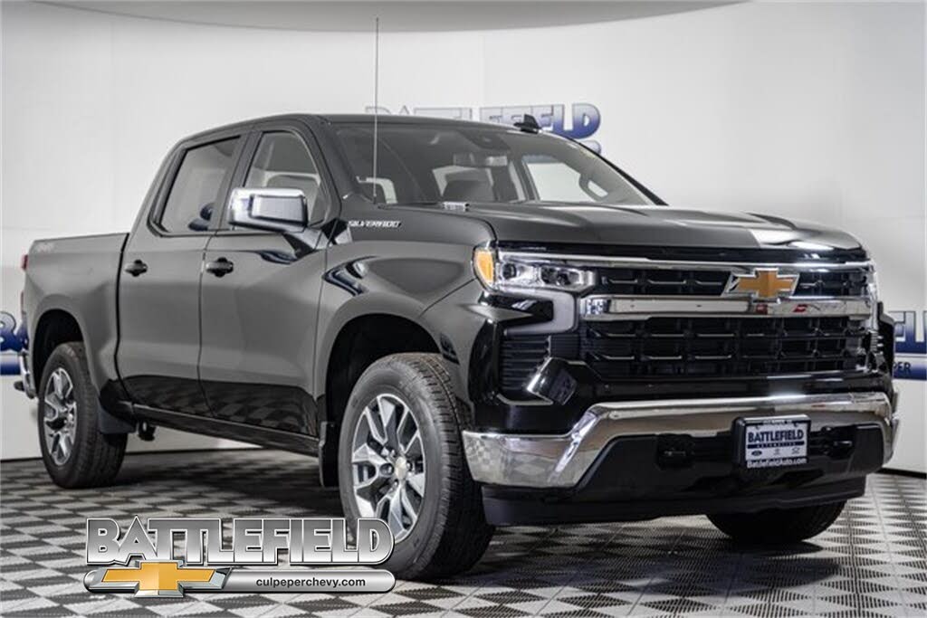 2026 Chevrolet Silverado 1500 LT Crew Cab 4WD