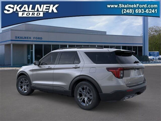 2026 Ford Explorer Active AWD
