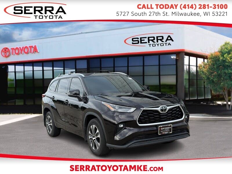 2022 Toyota Highlander XLE FWD