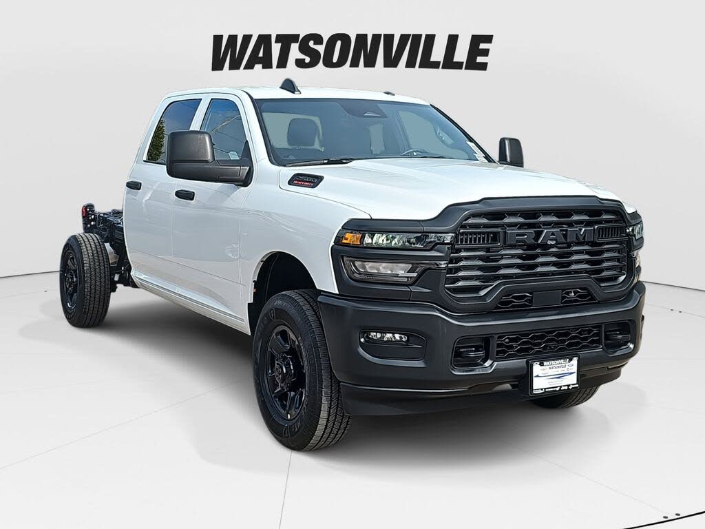 2026 RAM 2500 Tradesman Crew Cab LB 4WD
