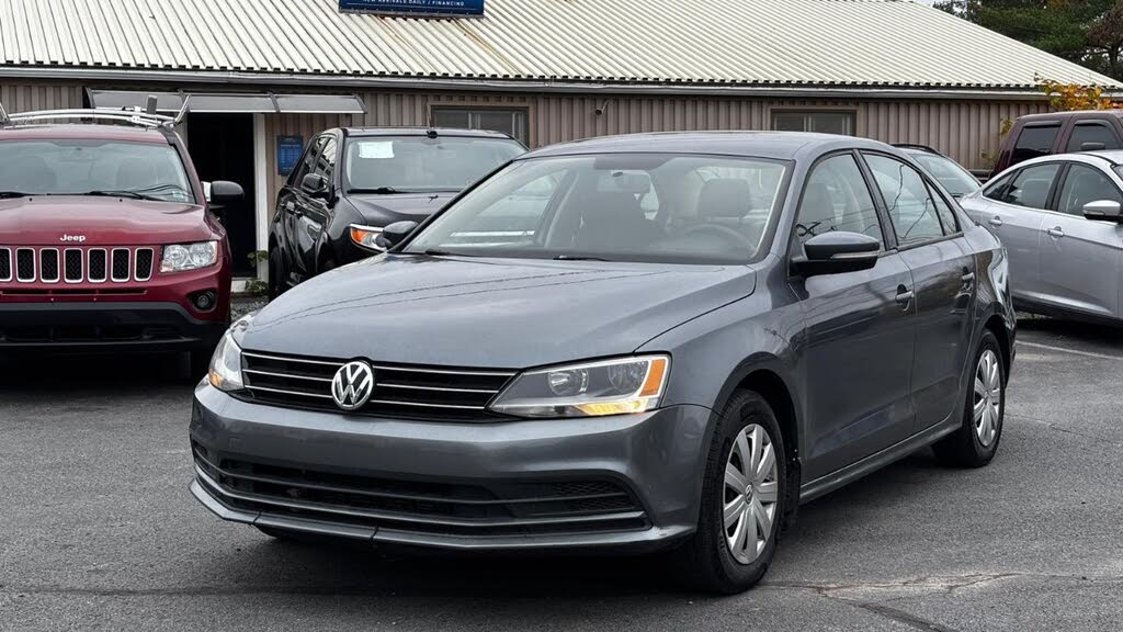 Volkswagen Jetta 2.0 Trendline 2015