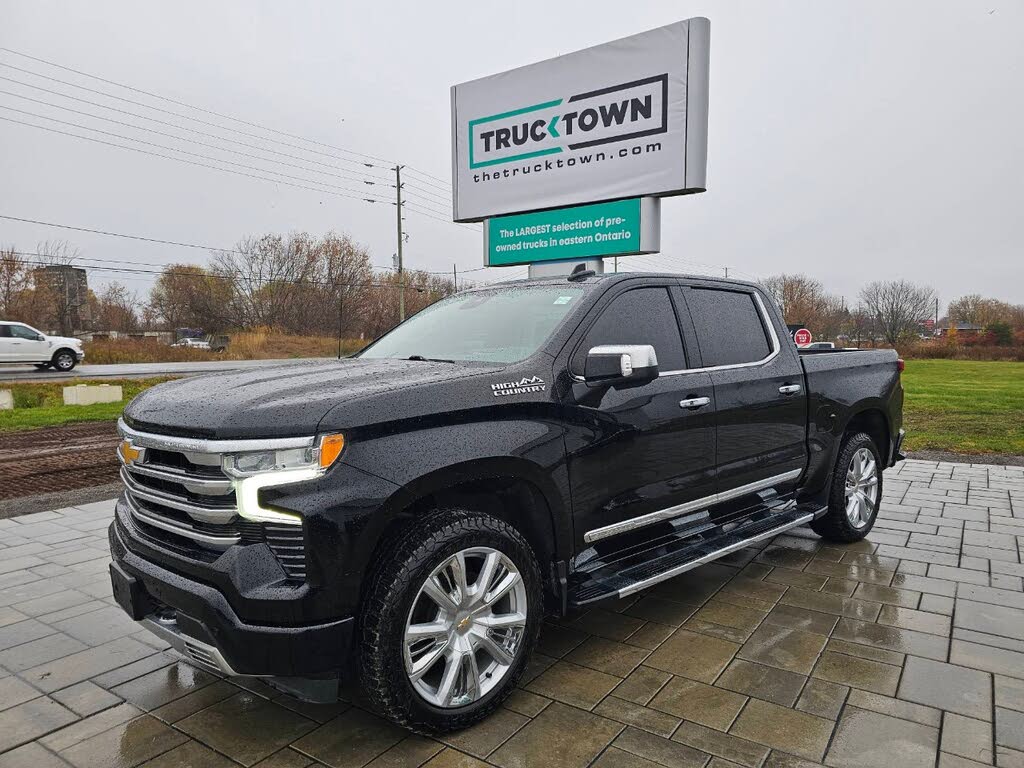 Chevrolet Silverado 1500 High Country Crew Cab 4WD 2023