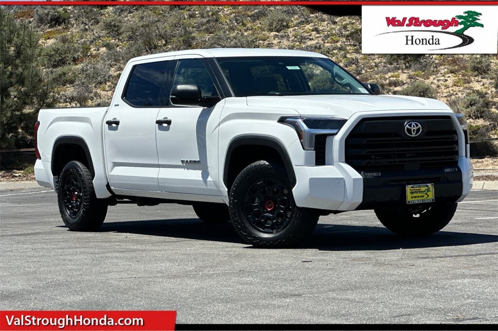 2023 Toyota Tundra SR5 CrewMax Cab 4WD