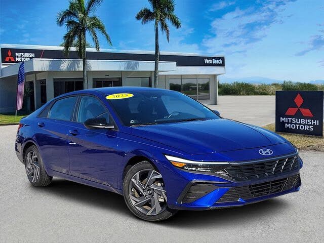 2025 Hyundai Elantra SEL Sport FWD