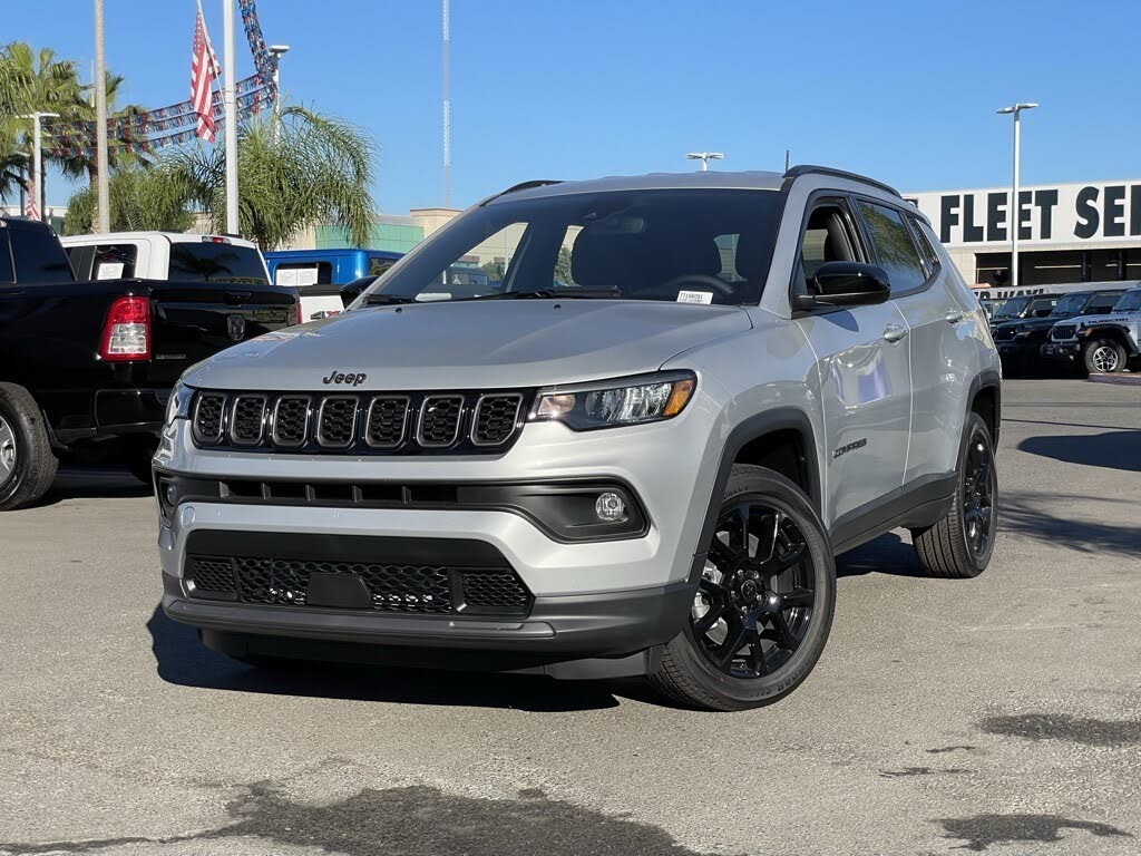 2026 Jeep Compass Latitude 4WD