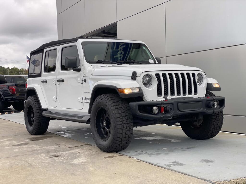 2020 Jeep Wrangler Unlimited Sahara 4WD