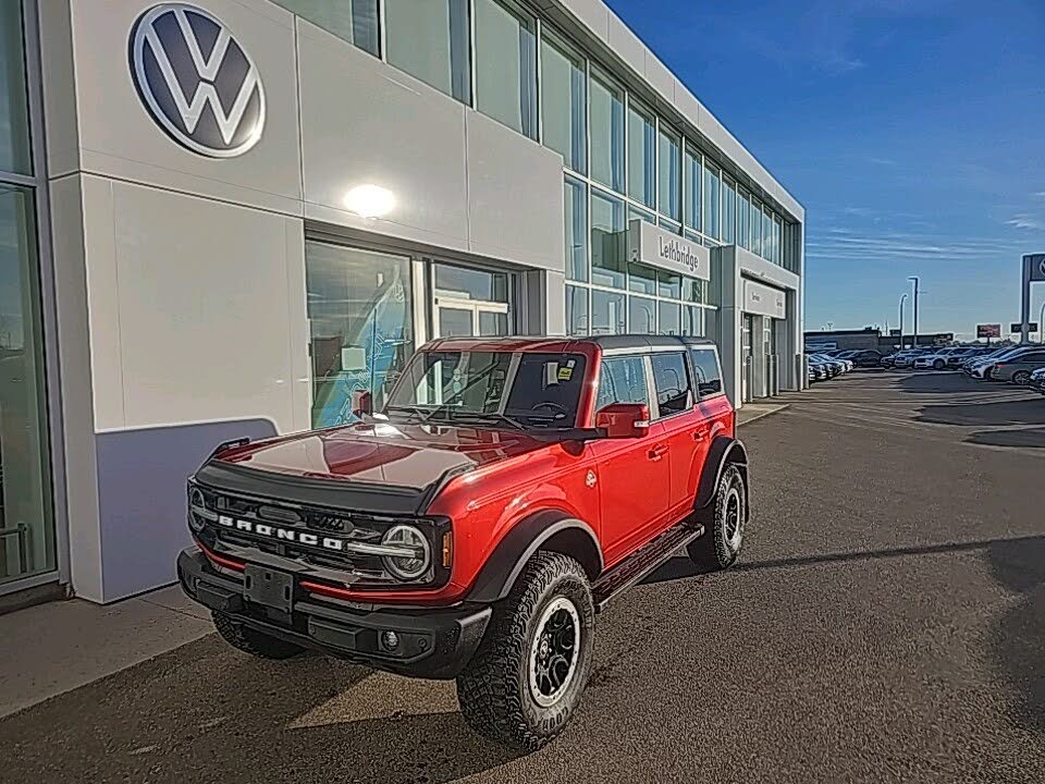 2022 Ford Bronco Outer Banks Advanced 4-Door 4WD