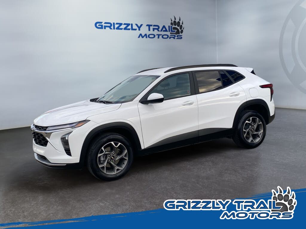 2025 Chevrolet Trax RS with 2RS FWD