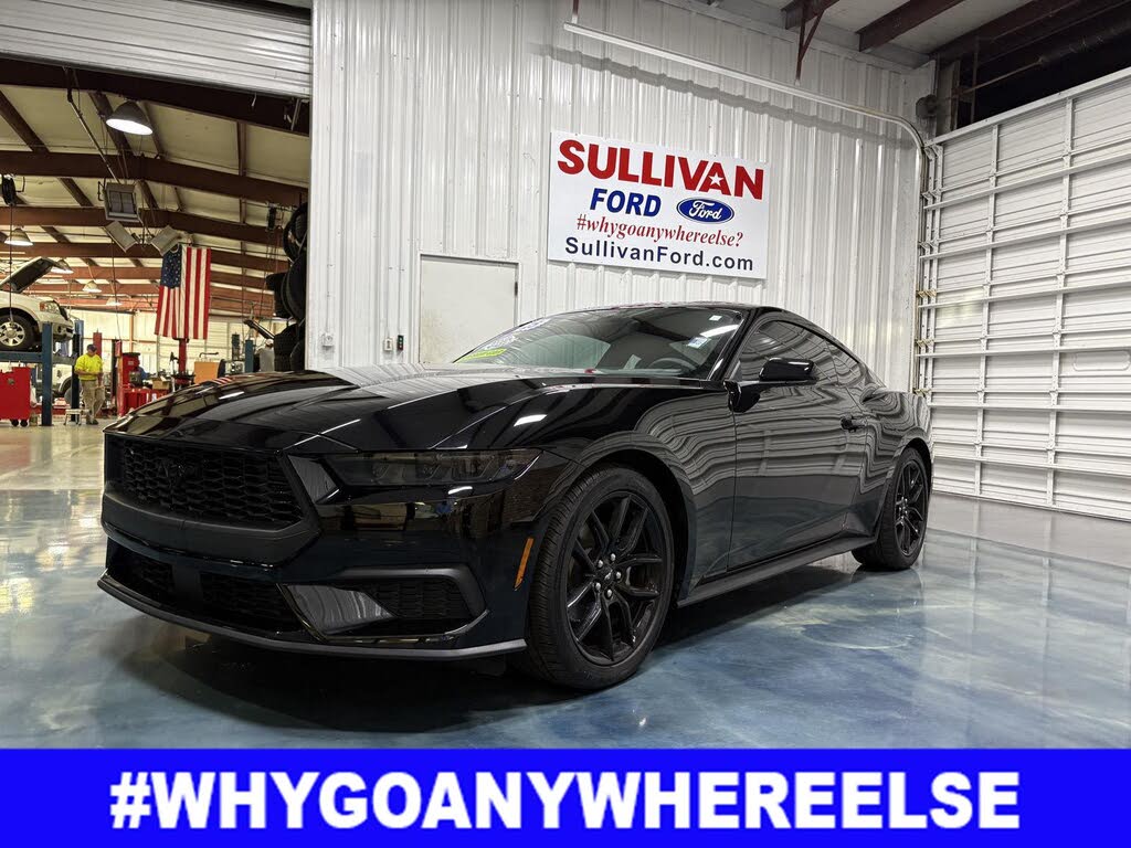 2025 Ford Mustang EcoBoost Fastback RWD