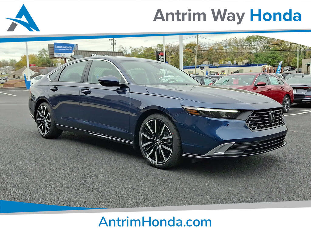 2025 Honda Accord Hybrid Touring FWD