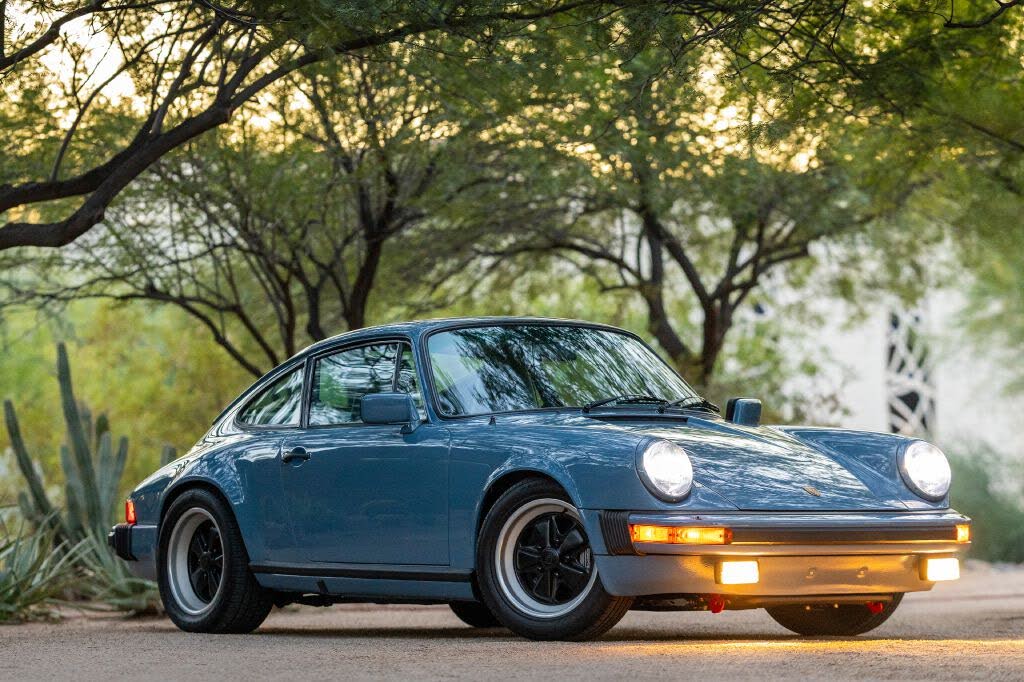 1982 Porsche 911 SC RWD