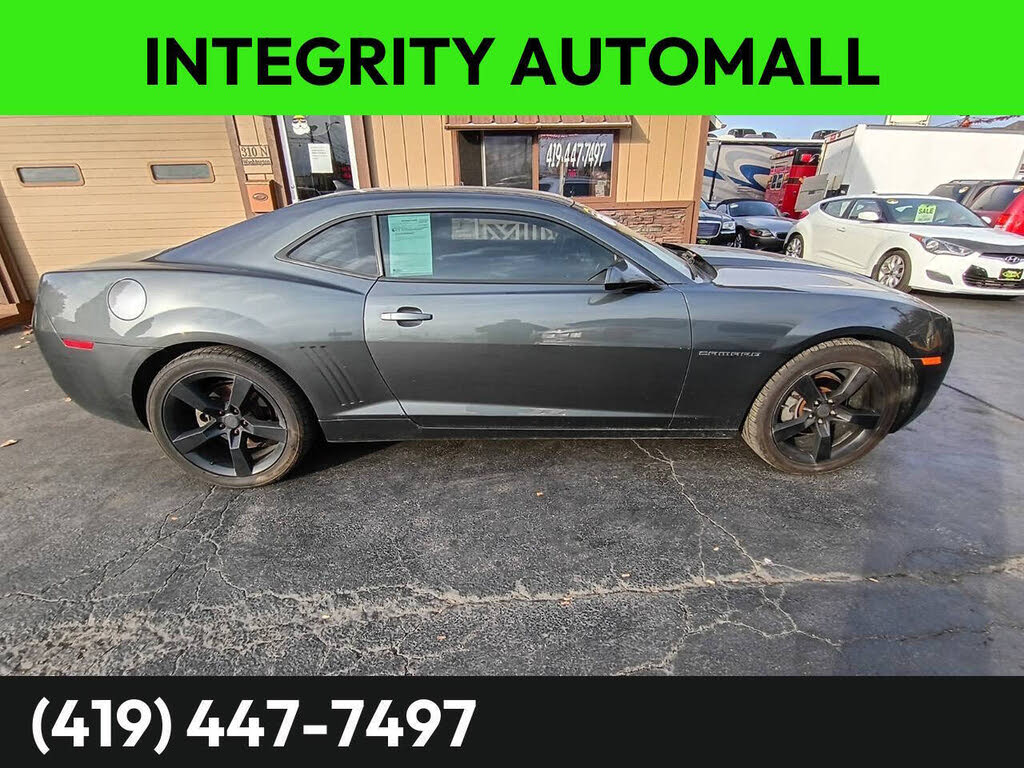2011 Chevrolet Camaro 2LS Coupe RWD