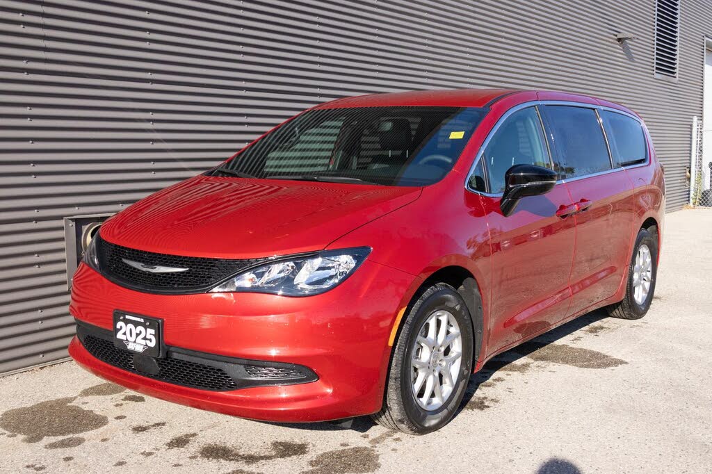 2025 Chrysler Grand Caravan SXT FWD