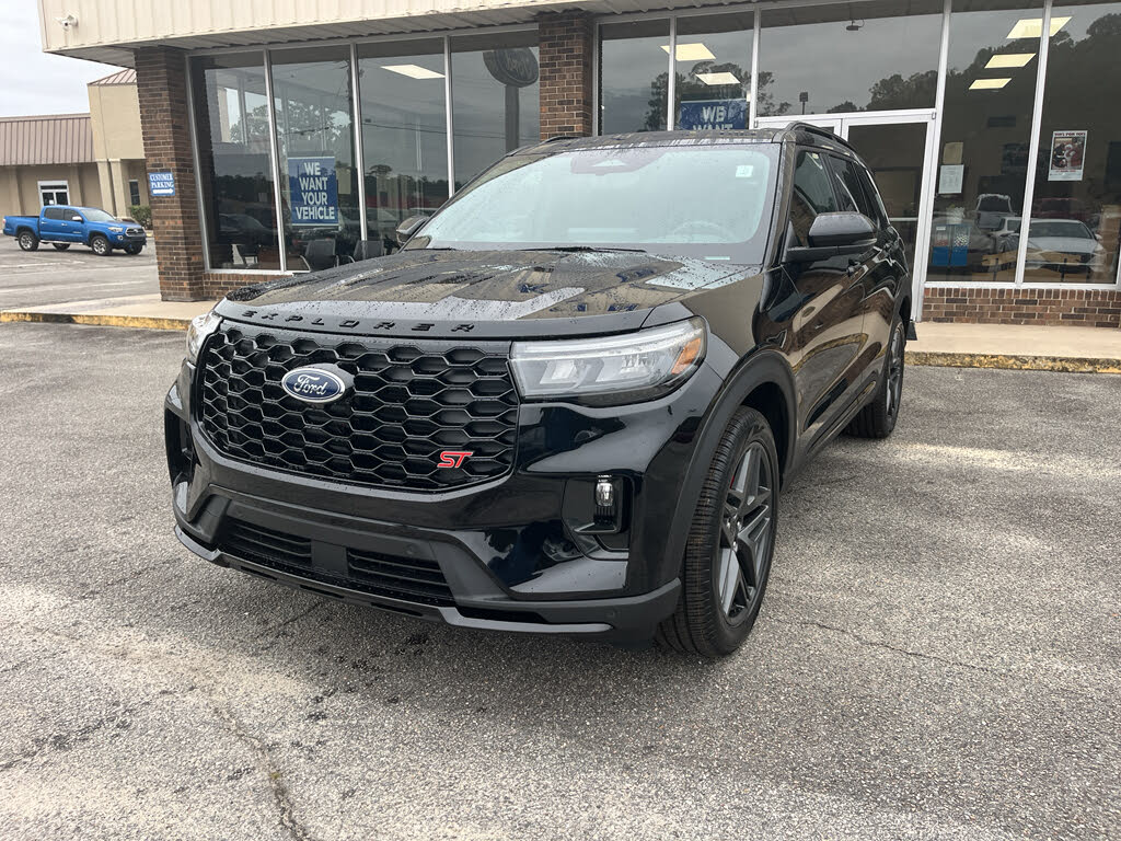 2026 Ford Explorer ST RWD