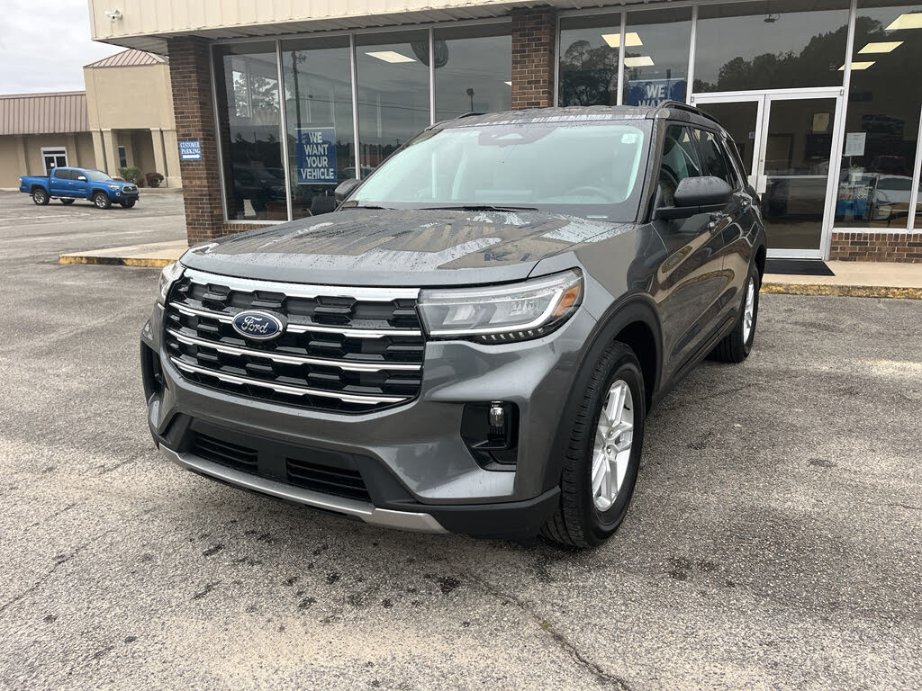 2026 Ford Explorer Active RWD
