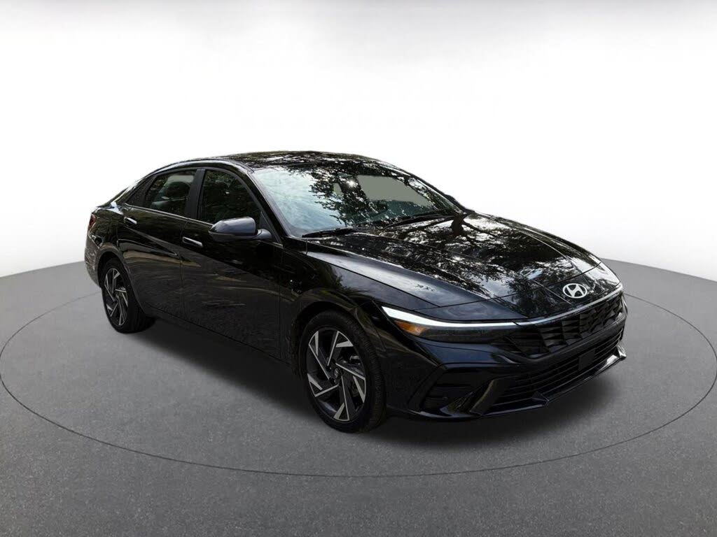 2025 Hyundai Elantra Hybrid Limited FWD