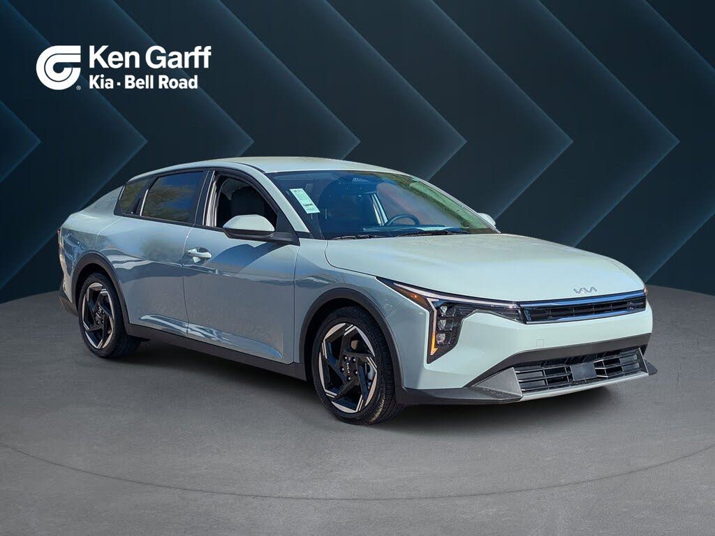 2025 Kia K4 EX FWD