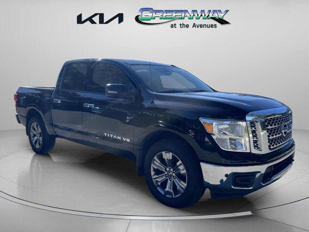 2018 Nissan Titan SV Crew Cab 4WD