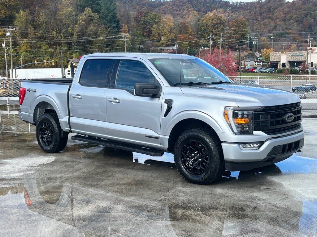 2023 Ford F-150 XLT SuperCrew 4WD