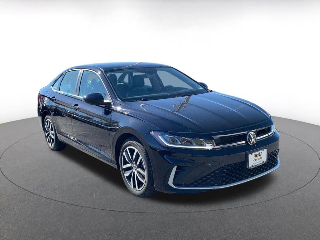 2025 Volkswagen Jetta SE FWD