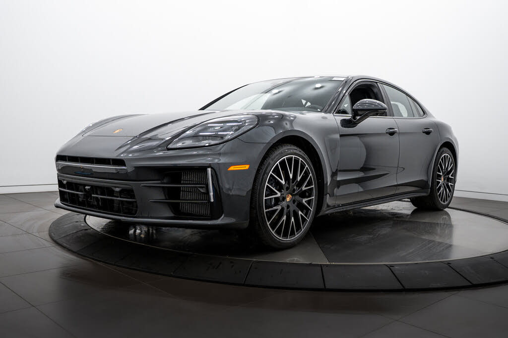 2026 Porsche Panamera 4 AWD