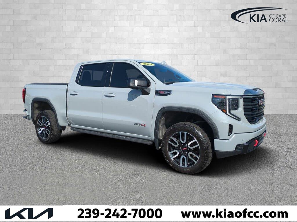 2024 GMC Sierra 1500 AT4 Crew Cab 4WD
