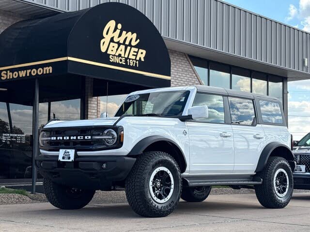 2025 Ford Bronco Outer Banks 4-Door 4WD