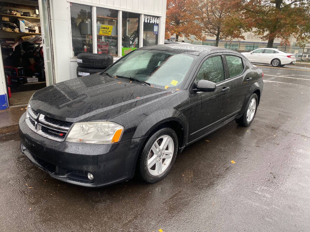 2013 Dodge Avenger SXT FWD