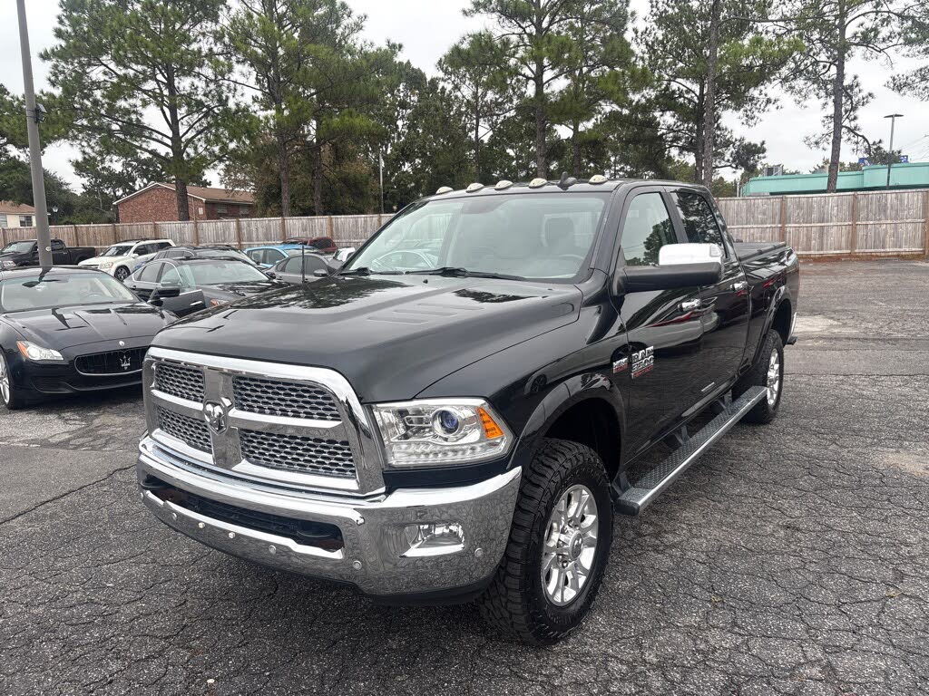 2017 RAM 3500 Laramie Crew Cab 4WD