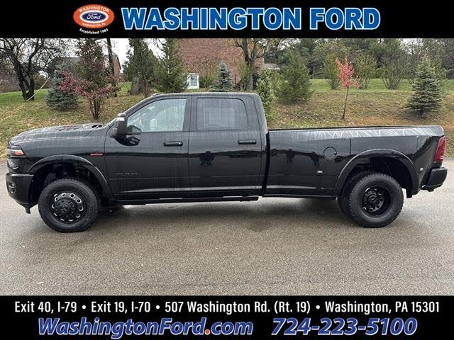 2025 RAM 3500 Limited Crew Cab LB DRW 4WD